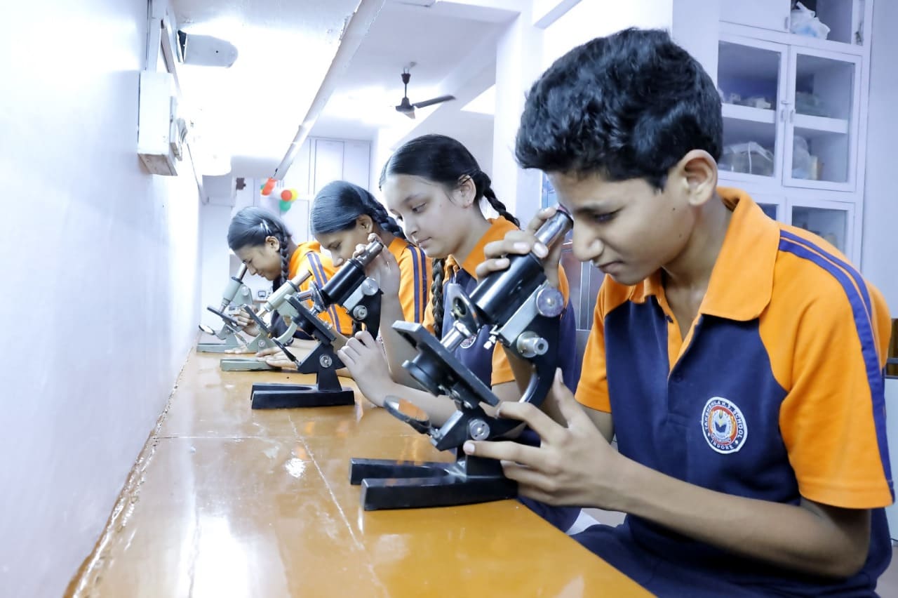 Takshshila School students